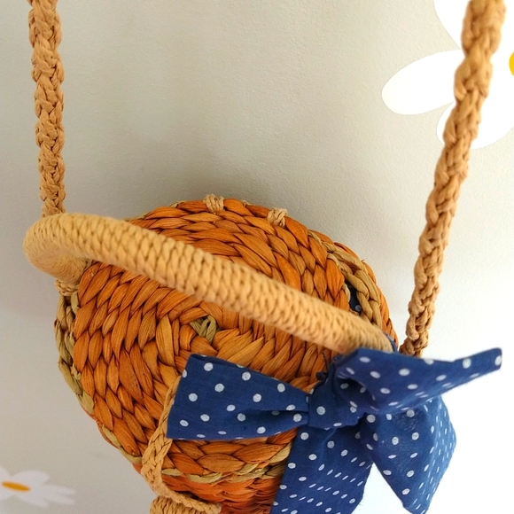 NWOT Most Wanted USA Crossbody Basket Purse With Blue & White Polka Dot Bow - Picture 5 of 9